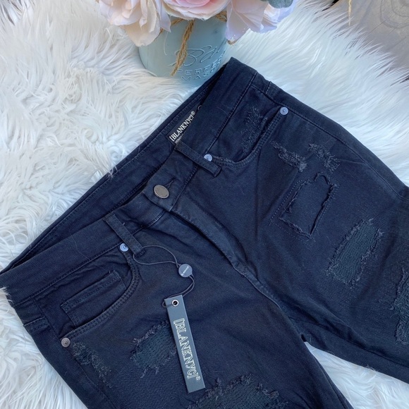 Blank NYC black distressed patch skinny jeans - Picture 3 of 6